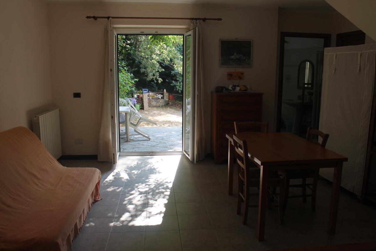 B&B Giucalu Calice Ligure Εξωτερικό φωτογραφία
