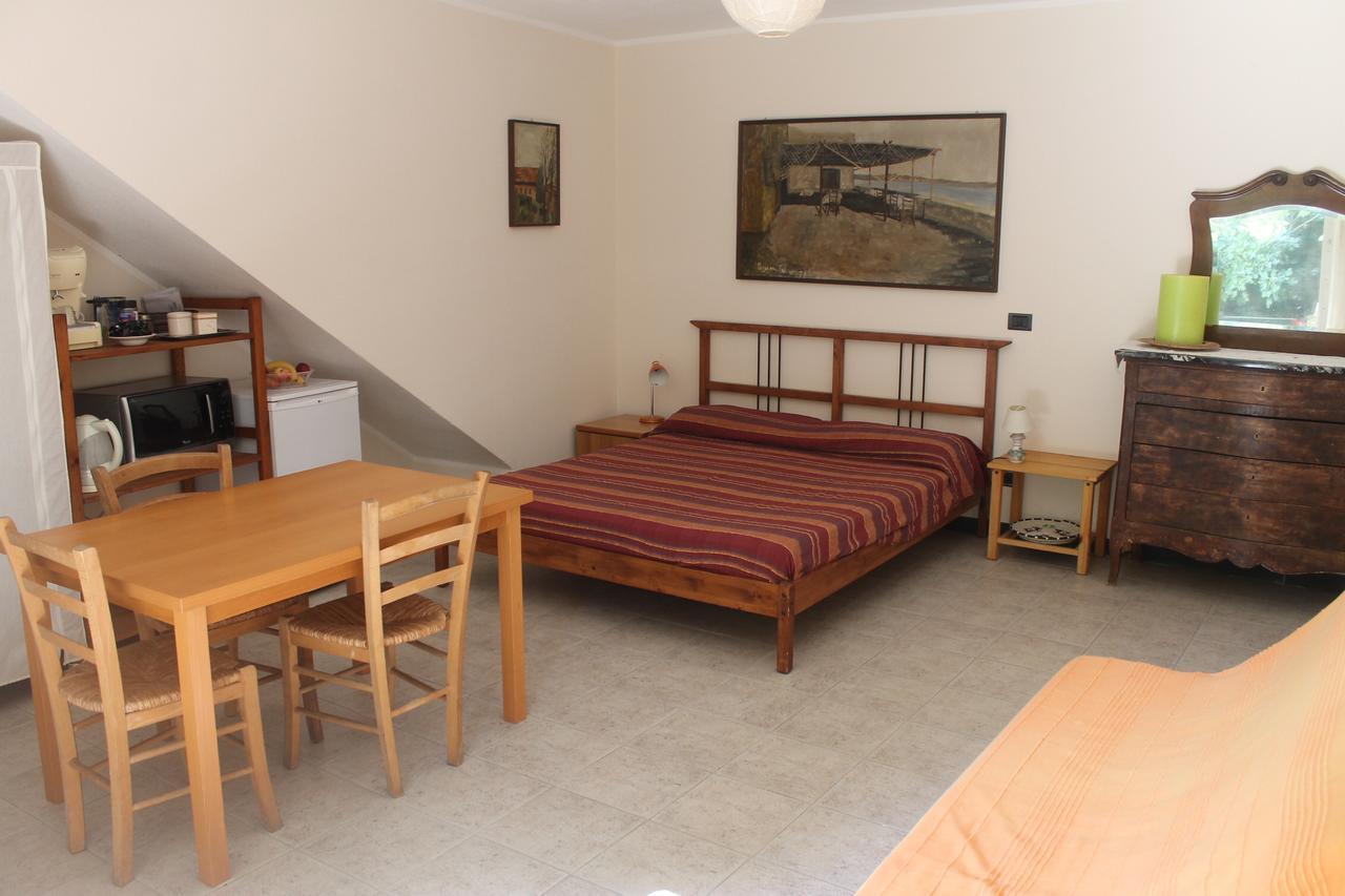 B&B Giucalu Calice Ligure Εξωτερικό φωτογραφία